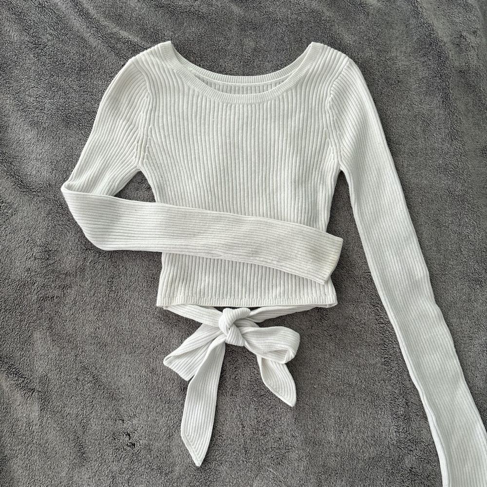 White Hollister sweater tie top- size S